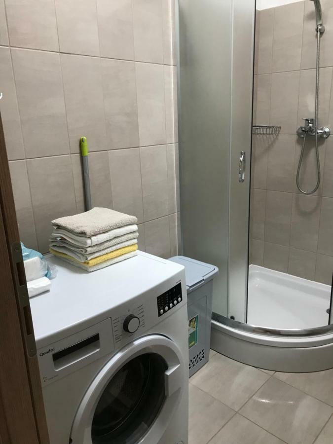 Apartman Mirjana With Terrace And Free Parking Donji Okrug  외부 사진